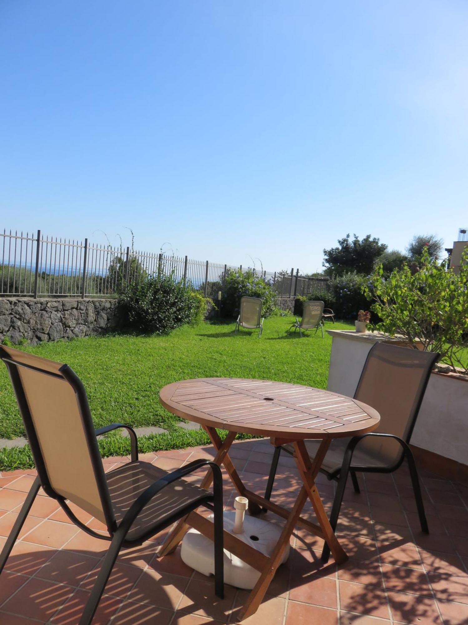 Case Vacanze Residence Trinacria Acireale Eksteriør billede