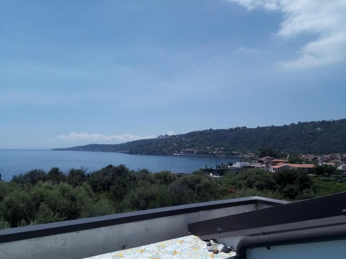 Case Vacanze Residence Trinacria Acireale Eksteriør billede