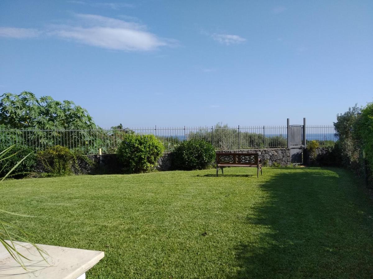 Case Vacanze Residence Trinacria Acireale Eksteriør billede